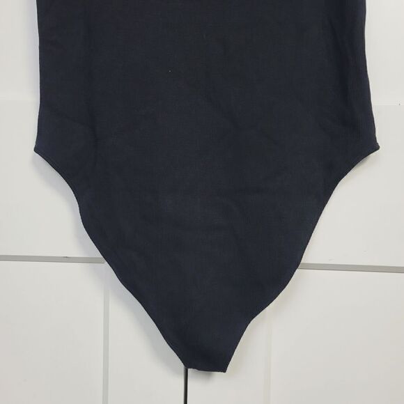 Good American scoop neck bodysuit, - Picture 9 of 9